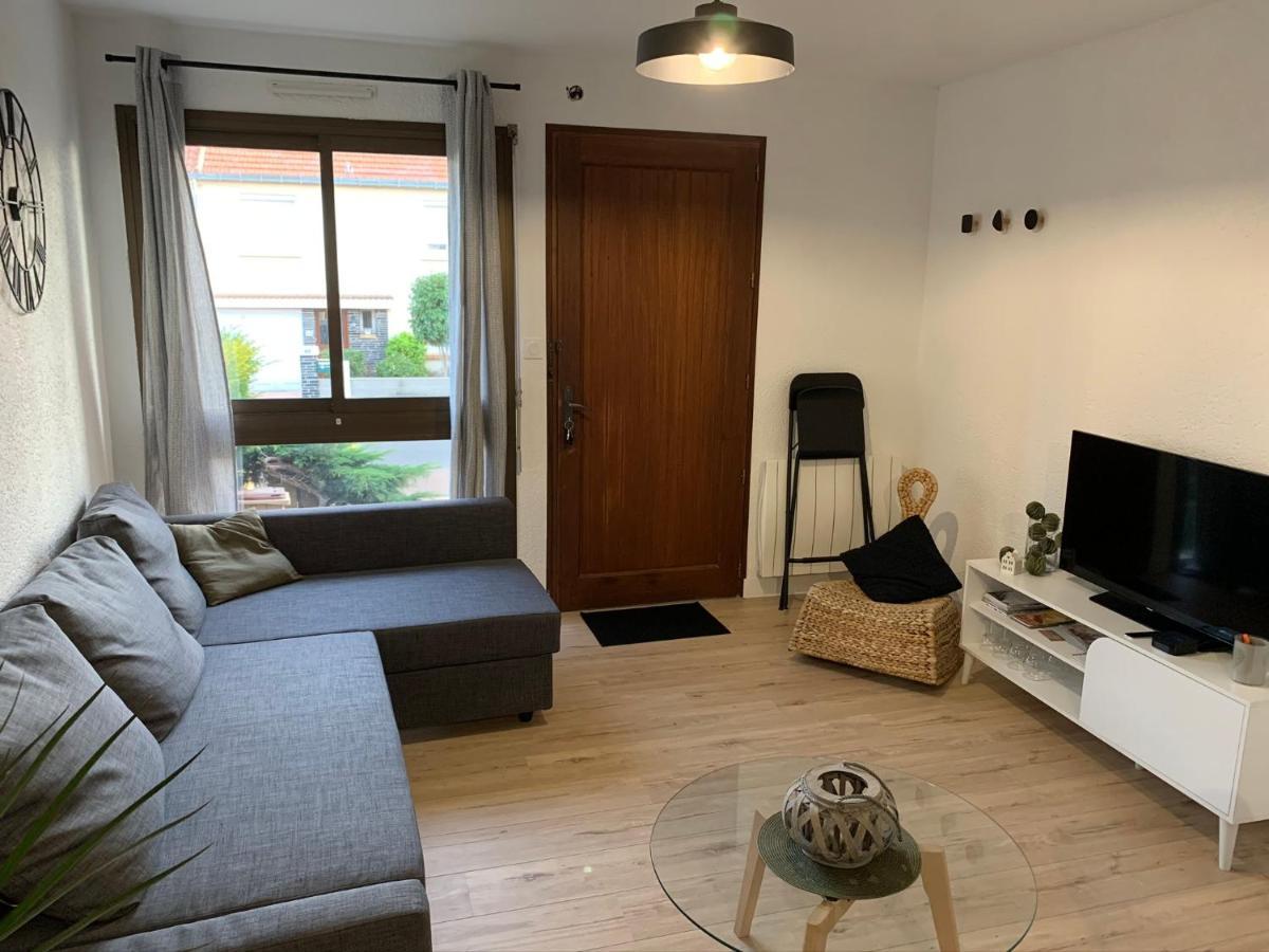 Logement Renove Et Moderne Au Sacre Coeur Cholet Exterior foto